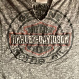 Long sleeve V-neck Harley Davidson shirt excellent condition
